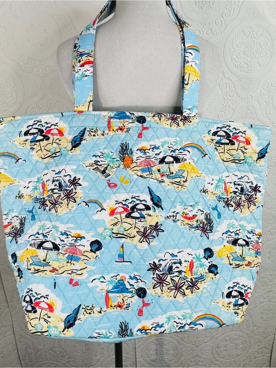 Vera Bradley Handbags - NWT Vera Bradley Grand Tote Beach Treasures Large Quilted Blue Bag Shells Ocean